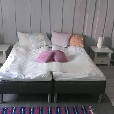 Pensión Metsaeniityn Tuvat Billnäs